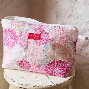 Wash Bag Dahlia Hot Pink