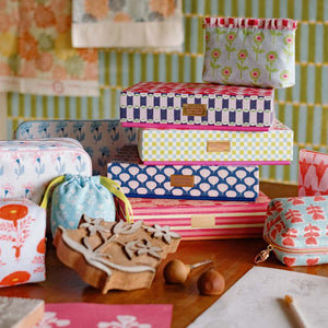 A Celebration of Print with Estée Lauder