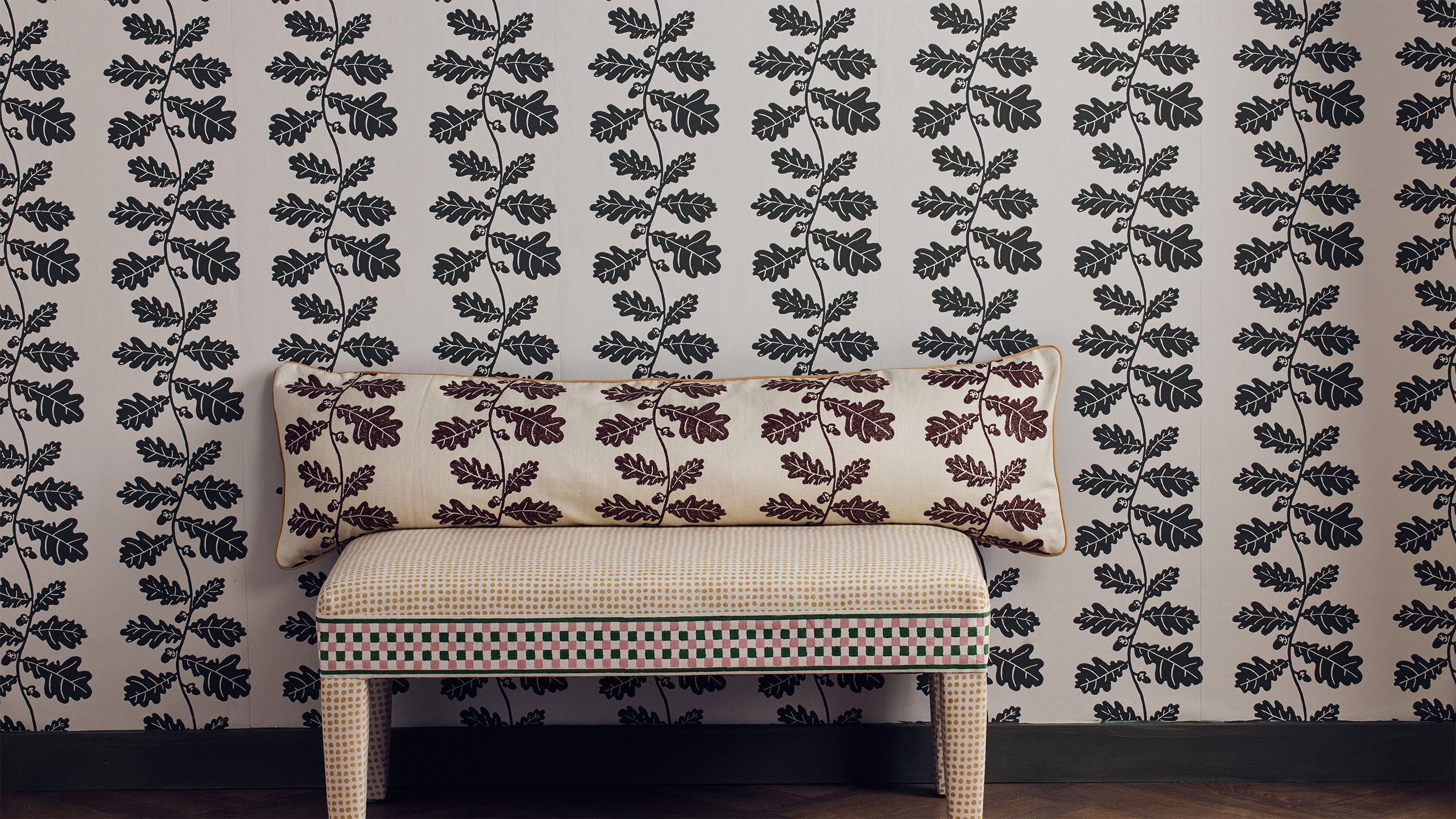 Botanical Wallpaper – Molly Mahon