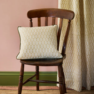 Cushion Piped Bagru Clay