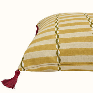 Cushion Tasselled Luna Gold